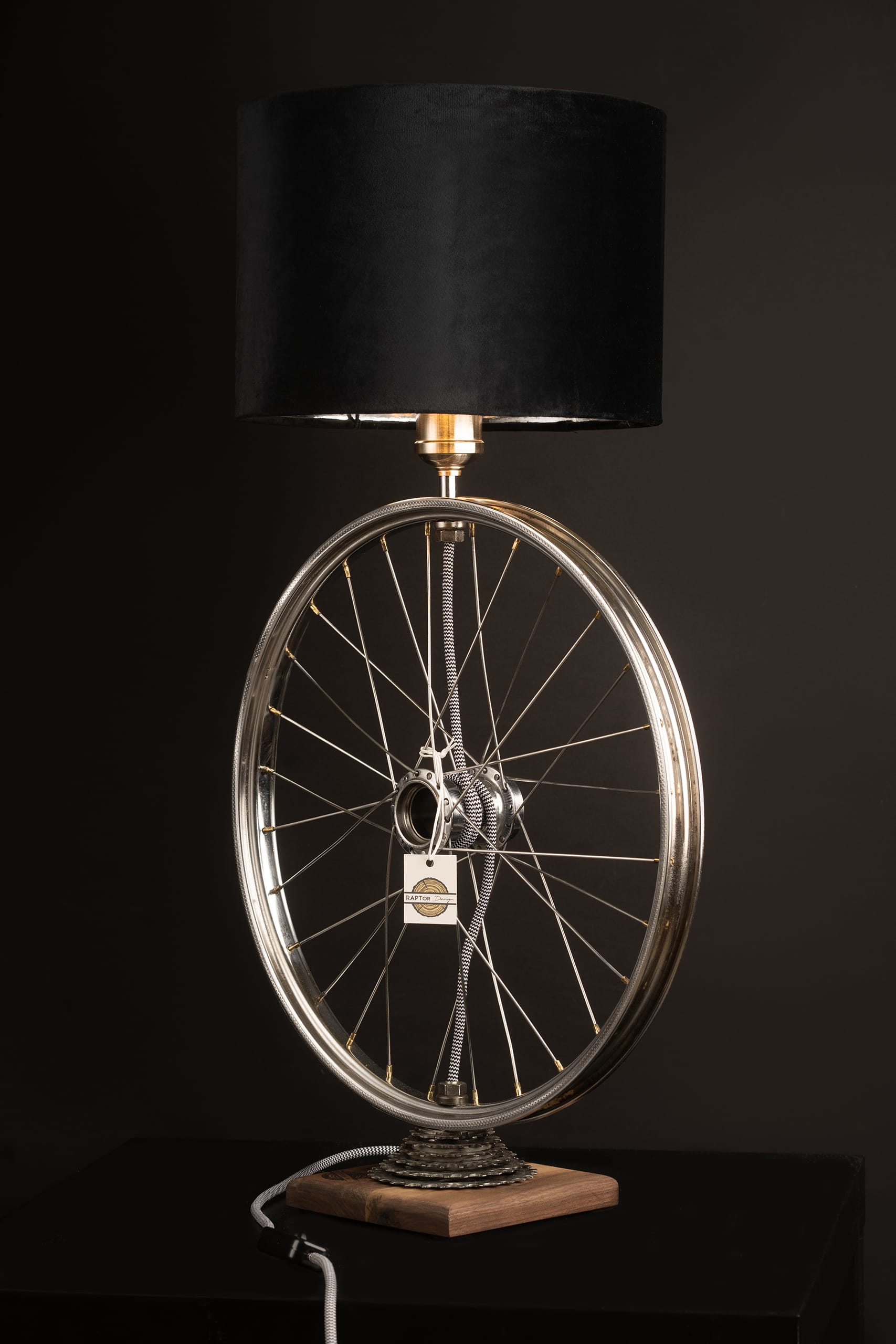 Egyedi lámpa – kerék – RAPTor Design