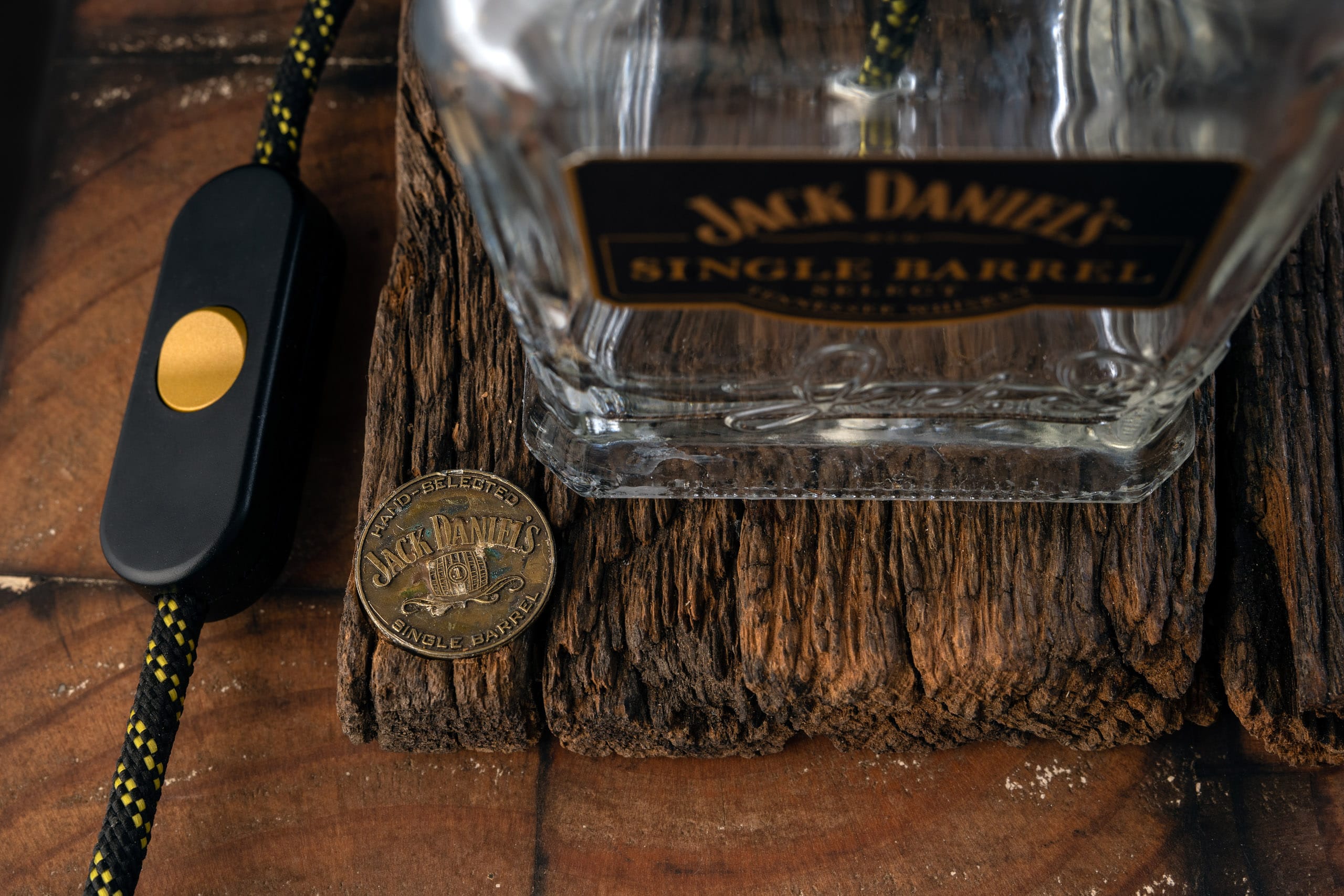 Egyedi lámpa – Jack Daniels részlet – RAPTor Design